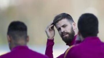 Piqu&eacute; no viaja a Las Palmas pensando en la Champions.