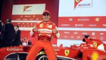 Felipe Massa en la presentación del nuevo Ferrari.