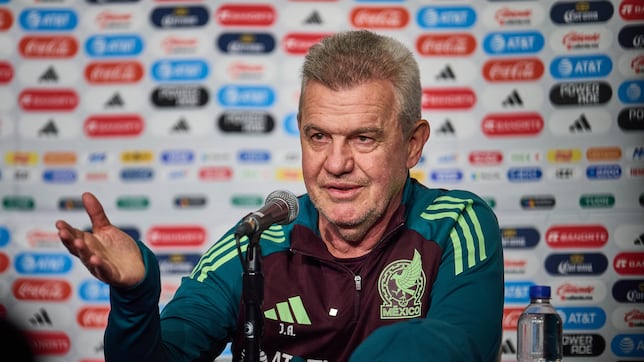 Javier Aguirre lanza indirecta a Guillermo Ochoa