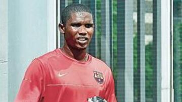 <b>SE OFRECIÓ. </b>Etoo le pidió el pasado 29 de junio a Calderón que hiciese un esfuerzo para ayudarle a dejar el Barça y recalar en el Bernabéu.