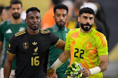 Dardo de Javier Aguirre para Julián Quiñones: “Nadie ve la Liga Árabe”