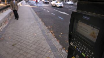 Imagen de un parquímetro en la zona de Retiro, en Madrid.