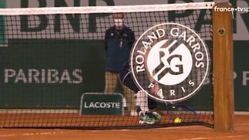 Siegemund gan車 a Mladenovic con una trampa que no admiti車