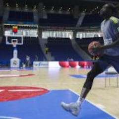 Maurice Ndour es el jugador interior número 17 de la era Laso