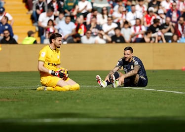 Stole Dimitrievski y Joselu tras una ocasión del Real Madrid. 
