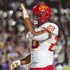 Breece Hall de Iowa ST y Kenneth Walker III de Michigan ST, son los mejores running backs disponibles del Draft 2022