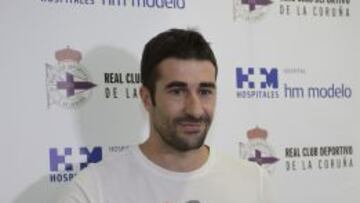 Cani en su presentación con el Deportivo de La Coruña