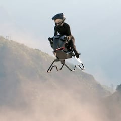 Inventan una moto voladora que alcanza los 200km/h