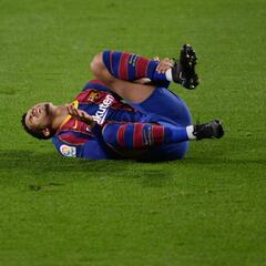 Malas noticias: Araújo, casi descartado para la ida del PSG