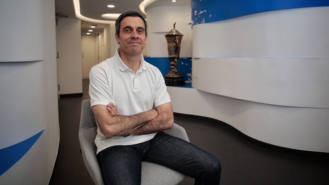 Más cambios en la estructura deportiva: Carmelo del Pozo no sigue