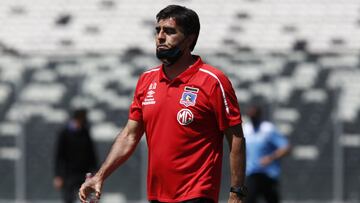 La frase que Quinteros dejó sobre Valdivia en conferencia