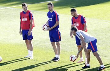 Lucas, Kalinic y Koke. 