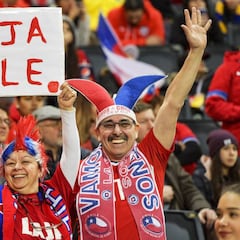 Los hinchas chilenos se tomaron el Friends Arena en Suecia