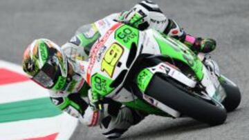 Álvaro Bautista en plena acción.