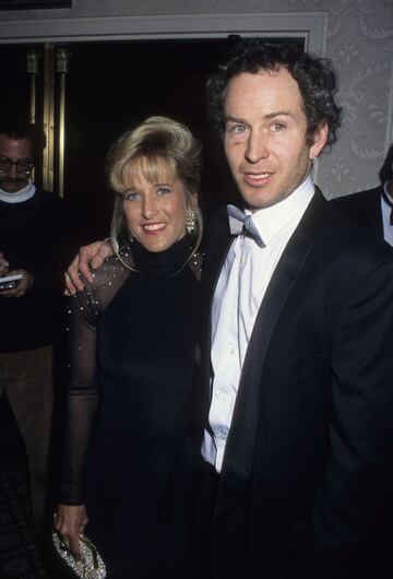 John McEnroe y Tracy Austin de Estados Unidos.