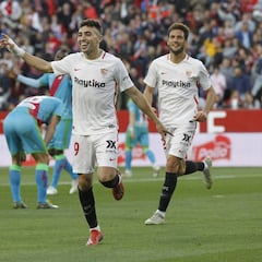 El Sevilla despeña al Rayo