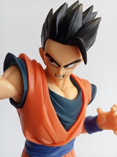Gohan Ultimate vs Majin Buu de 'Dragon Ball Z' por Banpresto