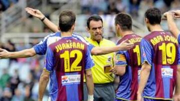 <b>LA LIÓ. </b>El Levante sufrió las malas formas del colegiado.