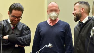 El médico Mark Scmidt escucha su sentencia tras ser declarado culpable en delitos relacionados con el dopaje en el marco de la Operación Aderlass.