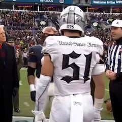 Trump executes coin toss at legendary Army-Navy football game
