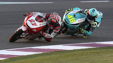 Moto3 - Qatar Grand Prix - Losail International Circuit, Lusail, Qatar - March 10, 2019 Honda Team Asia's Kaito Toba leads Leopard Racing's Lorenzo Dalla Porta during the race REUTERS/Ibraheem Al Omari