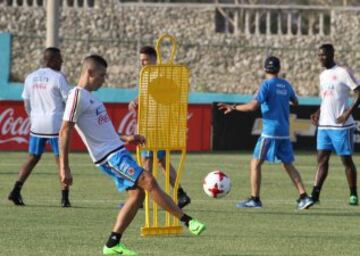 Primer entrenamiento de la Selección pensando en Bolivia