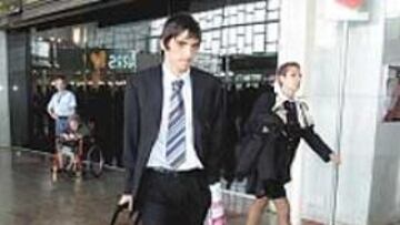 <b>DESPEDIDA. </b>Tayfun Korkut se marcha sin acritud del Olímpic.