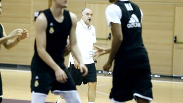 Pablo Laso, durante un entrenamiento del Real Madrid.