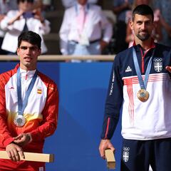 Which tennis legends will Novak Djokovic and Carlos Alcaraz play with in their U.S. Open charity event?