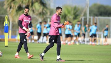 12/09/21 ENTRENAMIENTO DEL VILLARREAL
 RULLI Y ASENJO