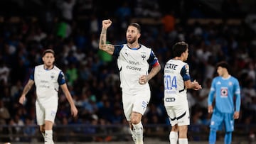MEX00. CIUDAD DE MÉXICO (MÉXICO), 08/03/2025.- El jugador de Monterrey Sergio Ramos celebra una anotación ante Cruz Azul este sábado, en un partido de la jornada 11 del Torneo Clausura del fútbol mexicano en el Estadio Olímpico Universitario en Ciudad de México (México). EFE/José Méndez