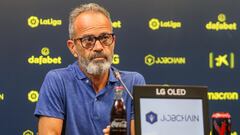 &Aacute;lvaro Cervera, entrenador del C&aacute;diz CF, comparece en rueda de prensa en la previa del Trofeo Carranza.