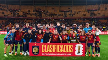 18/11/25 PARTIDO CLASIFICACION MUNDIAL 2025
FASE DE GRUPOS GRUPO E ESTADIO LA CARTUJA
SELECCION ESPAÑOLA ESPAÑA - TURQUIA
FOTO FAMILIA FINAL DEL PARTIDO