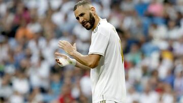 24/08/19 PARTIDO PRIMERA DIVISION 
 REAL MADRID - VALLADOLID 
 TRISTEZA BENZEMA