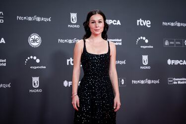 La actriz Nadia de Santiago posa en la alfombra roja de la 31 edición de los Premios José María Forqué.