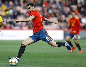 Debut: 3/9/20 Liga de las Naciones. Alemania 1-1 España. 