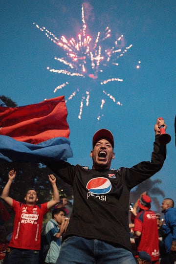 Deportivo Independiente Medellín y Junior de Barranquilla definieron al segundo campeón del 2023. Asi se vivió la final del Fútbol Profesional Colombiano en imágenes desde el Atanasio Girardot. 