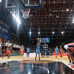 Un baño de realidad para el Leyma Coruña