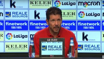 Simeone: "Fue una temporada dura; competir con Real Madrid y Barcelona es muy difícil"
