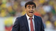 Técnico de Ecuador tilda de "mentiroso" al ex seleccionador