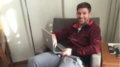 Gerrard anuncia su retirada y coquetea con volver a Liverpool