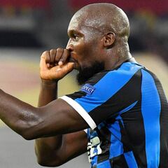 Lukaku mete miedo y goles