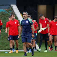 Valverde ha comunicado los descartes a los implicados