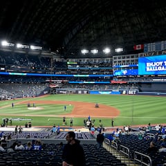 Which team has home field advantage for the World Series? Why does it matter?
