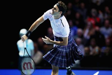 Andy Murray y Roger Federer participaron en una exhibición benéfica en Glasgow.