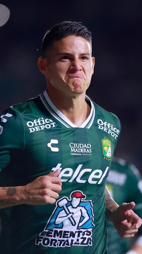 La posición en la que Ambriz podría poner a James.