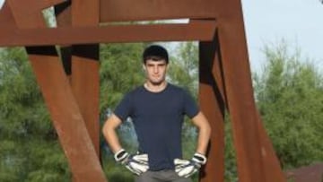 <b>EN EL MARCO. </b>Sotres, internacional sub-19, estará en la portería del Racing.