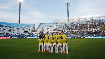 Soccer Football - FIFA U20 World Cup Argentina 2023 - Quarter Final - Colombia v Italy - Estadio San Juan del Bicentenario, San Juan, Argentina - June 3, 2023 Colombia players pose for a team group photo before the match REUTERS/Agustin Marcarian