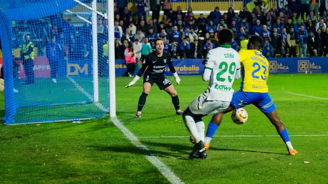 Letacek salva al Geta de la picadura de escorpión