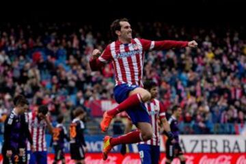 Diego Godin celebrando el gol 3-0